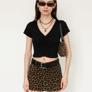 NWT - Black ribbed baby tee crop top